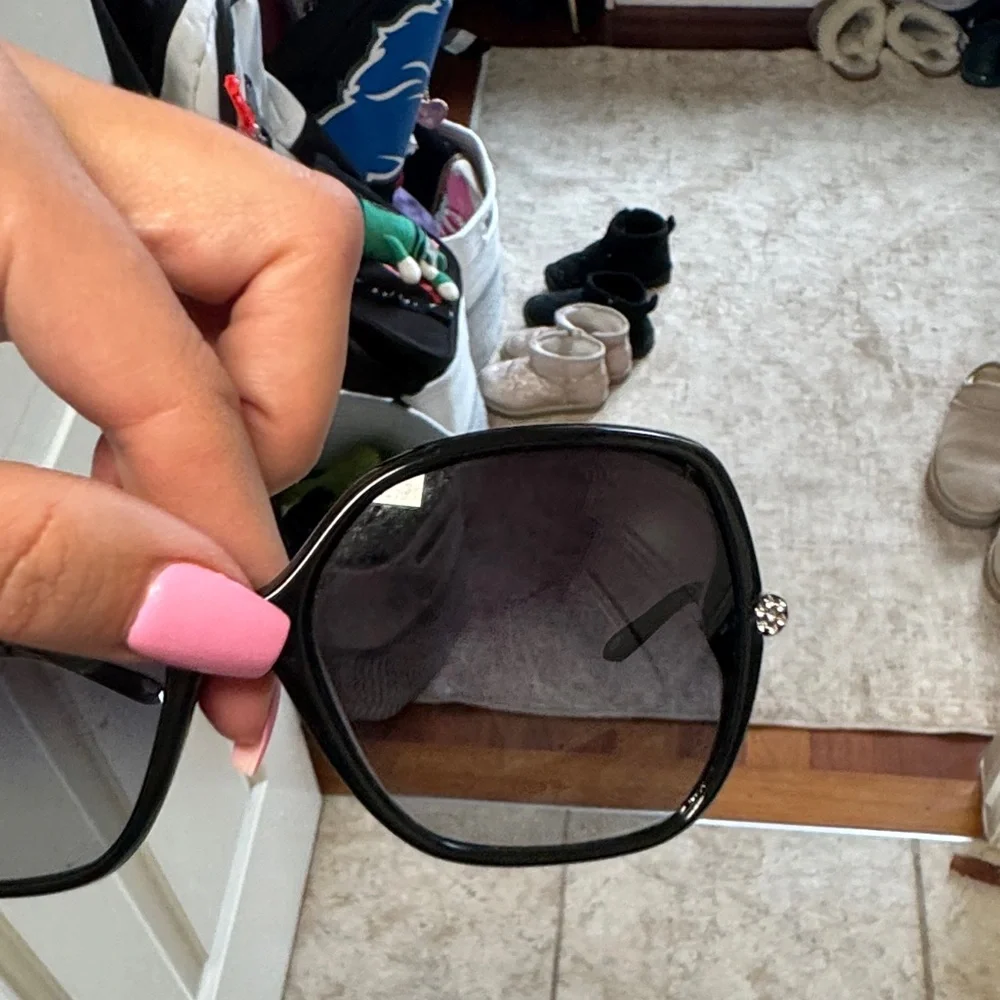 Tiffany & Co. Black Oversized Square Sunglasses with Crystal Temples - Picture 6 of 7